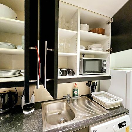 Modern Hyde Park Home With Private Entrance & Private Back Patio Near Bayswater & Paddington Stations Лондон Екстериор снимка