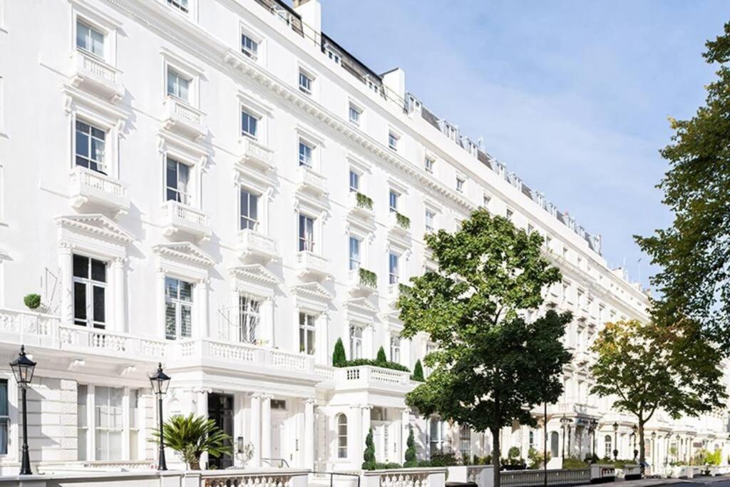 Modern Hyde Park Home With Private Entrance & Private Back Patio Near Bayswater & Paddington Stations Лондон Екстериор снимка